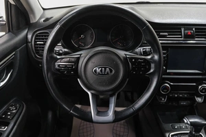 Хетчбэк Kia Rio X-Line 2020 года, 1829000 рублей, Новокузнецк