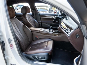Седан BMW 7 серия 2016 года, 3190000 рублей, Волгоград