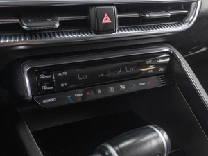 Седан Kia K5 2020 года, 2417000 рублей, Тюмень