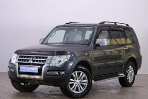 Внедорожник Mitsubishi Pajero 2017 года, 3349000 рублей, Омск