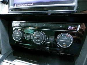 Седан Volkswagen Passat 2015 года, 1699500 рублей, Красноярск