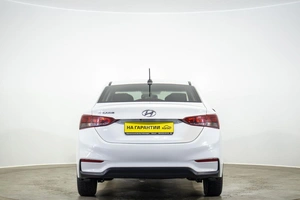 Седан Hyundai Solaris 2018 года, 1049000 рублей, Оренбург