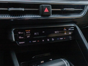 Седан Kia K5 2023 года, 3340000 рублей, Краснодар