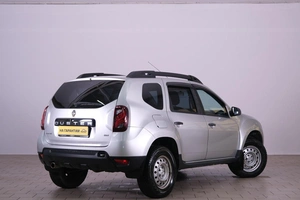 Внедорожник Renault Duster 2019 года, 1619000 рублей, Омск