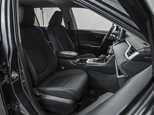 Внедорожник Toyota RAV4 2019 года, 2799000 рублей, Ставрополь