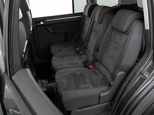 Минивэн Volkswagen Touran 2013 года, 1198999 рублей, Москва