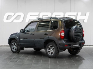 Внедорожник Chevrolet Niva 2012 года, 429000 рублей, Сургут