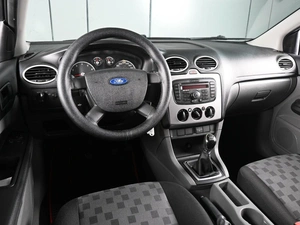 Хетчбэк Ford Focus 2011 года, 599000 рублей, Аксай