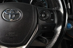 Внедорожник Toyota RAV4 2018 года, 2949000 рублей, Тюмень