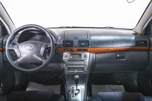 Седан Toyota Avensis 2007 года, 999000 рублей, Томск