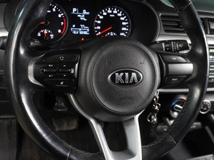 Седан Kia Rio 2018 года, 1489000 рублей, Воронеж