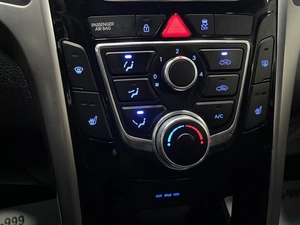 Хетчбэк Hyundai i30 2012 года, 897000 рублей, Солонцы