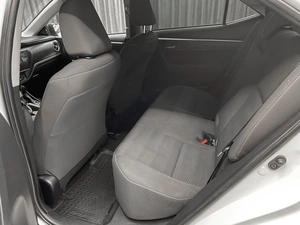 Седан Toyota Corolla 2018 года, 1650000 рублей, Красноярск