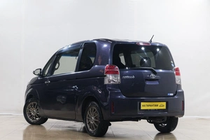 Минивэн Toyota Spade 2015 года, 1029000 рублей, Новокузнецк