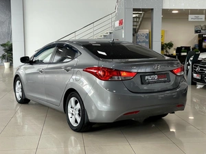 Седан Hyundai Avante 2011 года, 987000 рублей, Солонцы