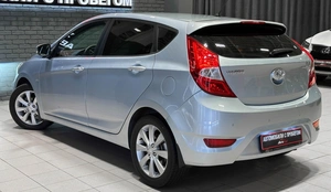 Хетчбэк Hyundai Solaris 2012 года, 777000 рублей, Красноярск