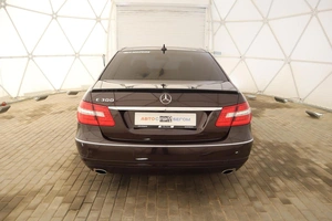 Седан Mercedes-benz E-класс 2012 года, 1999000 рублей, Обнинск