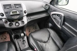 Внедорожник Toyota RAV4 2007 года, 1199000 рублей, Красноярск