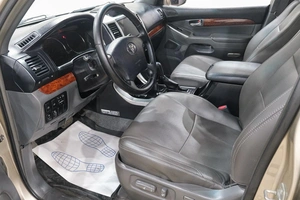 Внедорожник Toyota Land Cruiser Prado 2005 года, 2149000 рублей, Новокузнецк