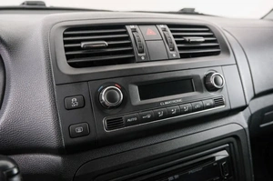 Хетчбэк Skoda Fabia 2012 года, 799000 рублей, Красноярск