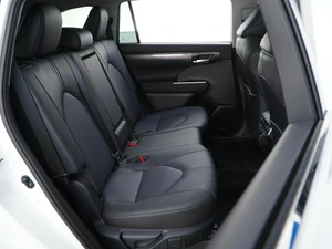 Внедорожник Toyota Highlander 2025 года, 5190000 рублей, Москва