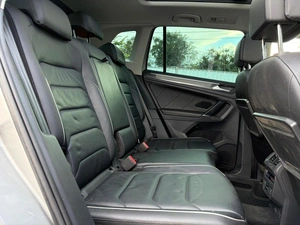 Внедорожник Volkswagen Tiguan 2017 года, 2489000 рублей, Ижевск