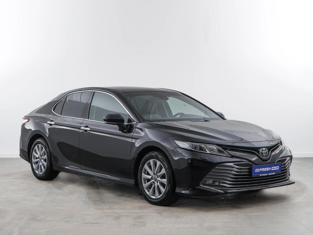 Седан Toyota Camry 2018 года, 2687444 рублей, Москва