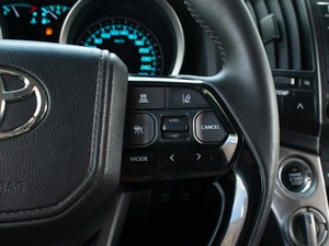 Внедорожник Toyota Land Cruiser 2010 года, 2949000 рублей, Волгоград