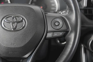 Внедорожник Toyota RAV4 2020 года, 3699000 рублей, Кемерово