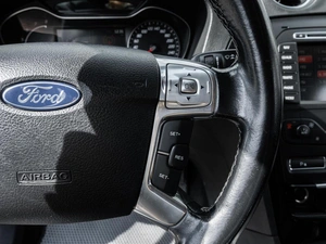 Седан Ford Mondeo 2014 года, 977000 рублей, Ставрополь
