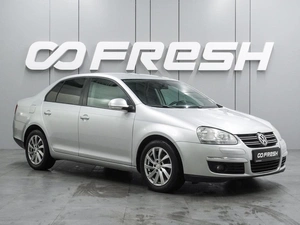 Седан Volkswagen Jetta 2009 года, 674000 рублей, Воронеж