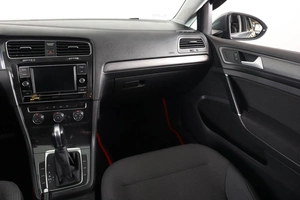 Универсал Volkswagen Golf 2018 года, 1679000 рублей, Пермь