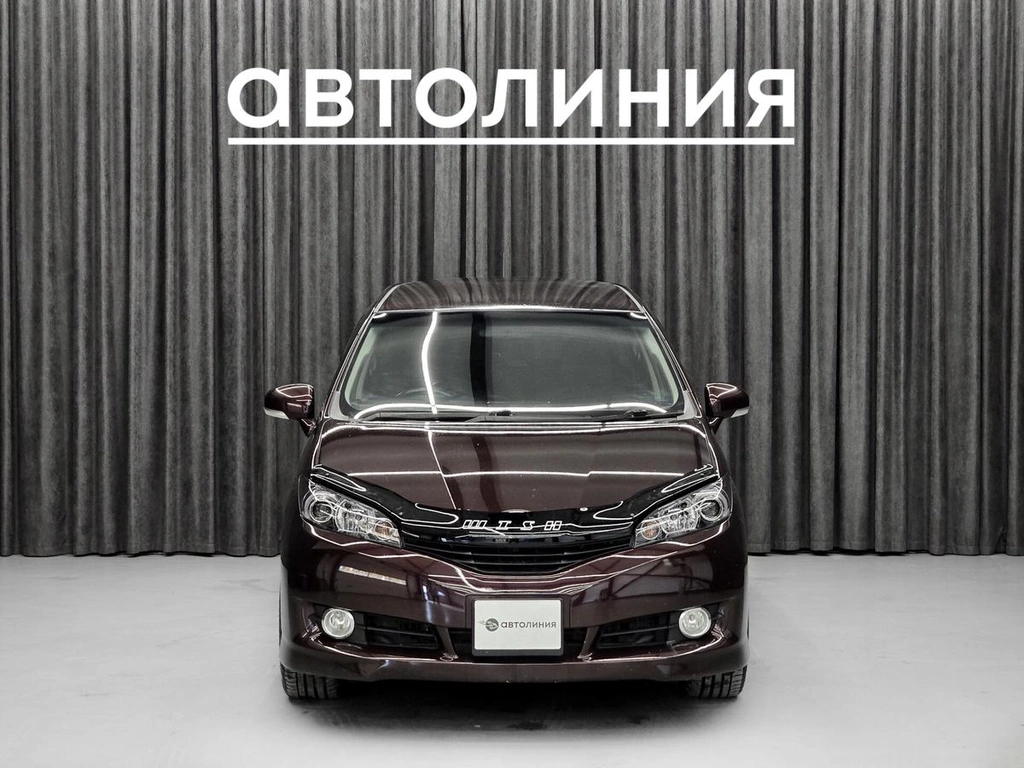 Минивэн Toyota Wish 2011 года, 1249000 рублей, Красноярск