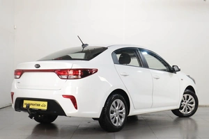 Седан Kia Rio 2017 года, 1369000 рублей, Челябинск
