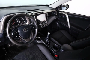 Внедорожник Toyota RAV4 2014 года, 2349000 рублей, Пермь