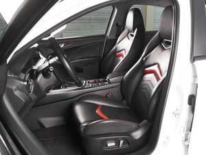Седан Kaiyi E5 2023 года, 1560000 рублей, Красный Пахарь