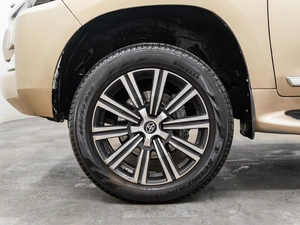 Внедорожник Toyota Land Cruiser 2007 года, 2990000 рублей, Красноярск