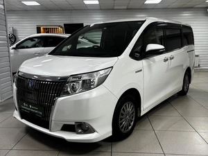 Минивэн Toyota Esquire 2015 года, 1695000 рублей, Ачинск