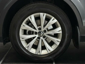Внедорожник Volkswagen Tiguan 2021 года, 2600851 рублей, Красноярск