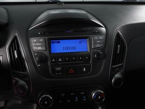 Внедорожник Hyundai ix35 2015 года, 1349000 рублей, Красный Пахарь