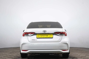 Седан Toyota Corolla 2019 года, 1589000 рублей, Пермь