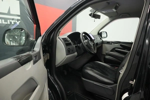 Минивэн Volkswagen Caravelle 2013 года, 2280000 рублей, Курск