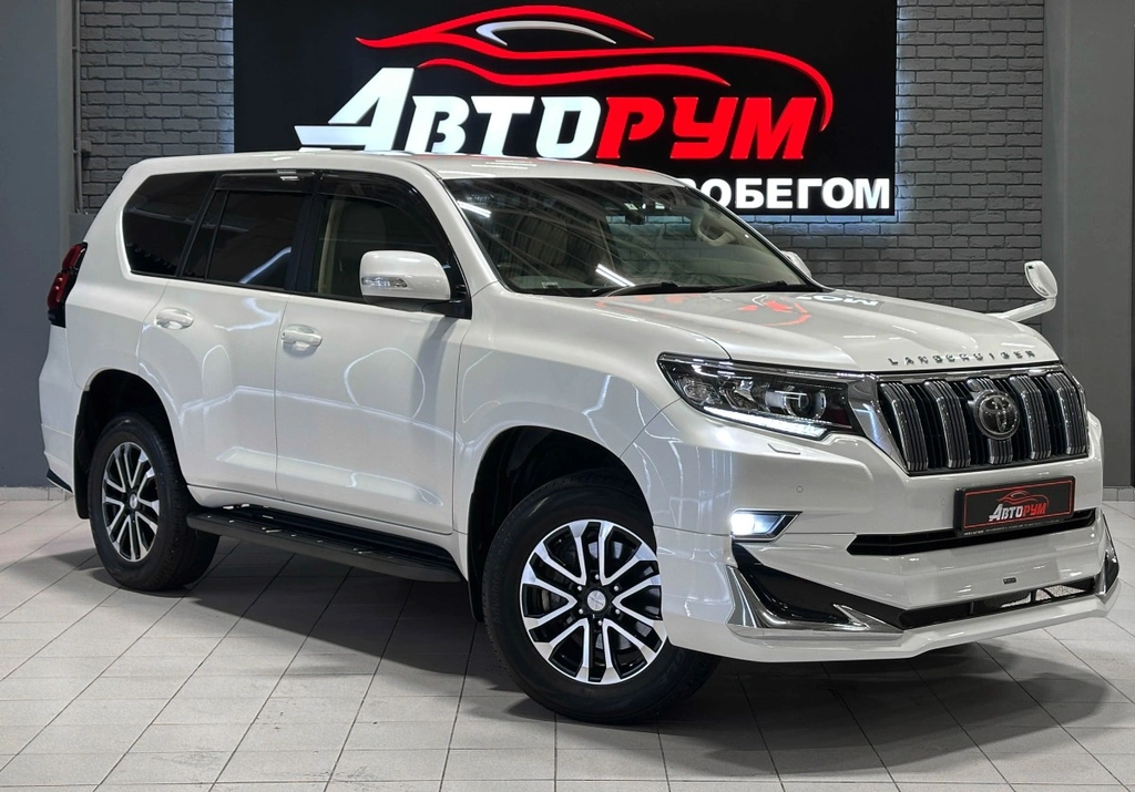 Внедорожник Toyota Land Cruiser Prado 2019 года, 4677000 рублей, Красноярск