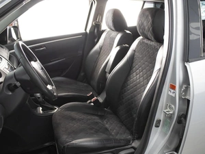 Хетчбэк Suzuki Swift 2011 года, 710000 рублей, Омск