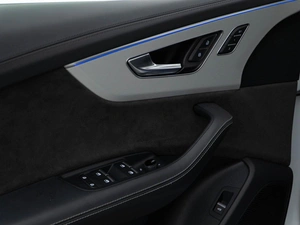 Внедорожник Audi Q8 2020 года, 7898999 рублей, Москва