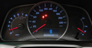 Внедорожник Toyota RAV4 2013 года, 1850000 рублей, Красноярск