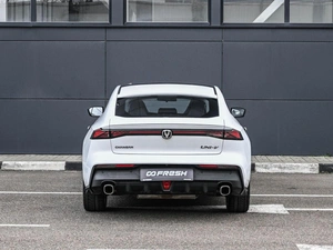 Лифтбек Changan UNI-V 2024 года, 2544000 рублей, Кирилловка