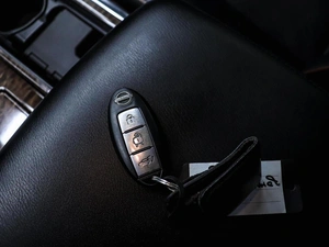 Внедорожник Nissan Patrol 2011 года, 2380000 рублей, Красноярск