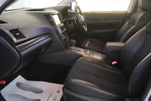 Универсал Subaru Outback 2011 года, 1599000 рублей, Омск