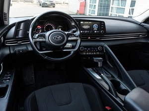 Седан Hyundai Elantra 2021 года, 2080000 рублей, Краснодар